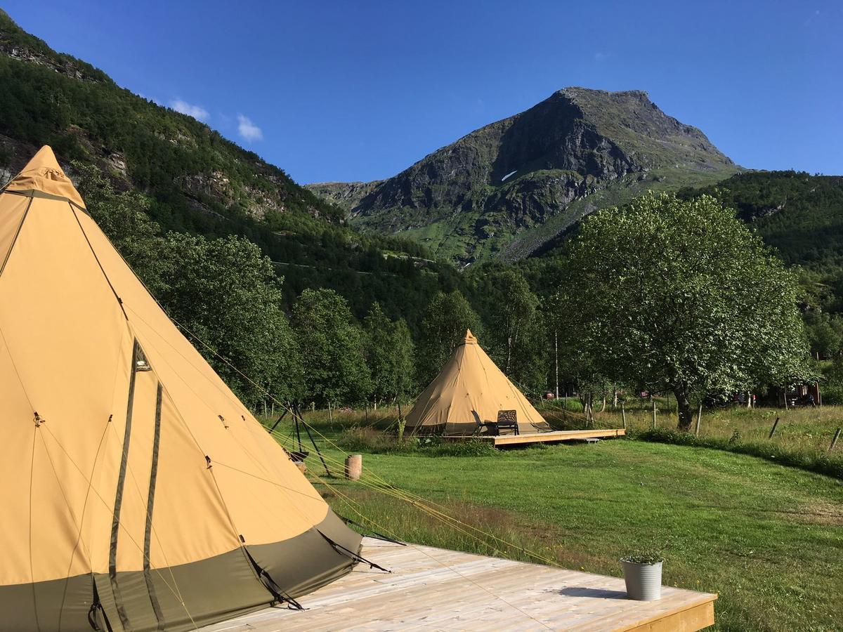 Dalen Gaard Camping Og Hytter Geiranger Exterior foto